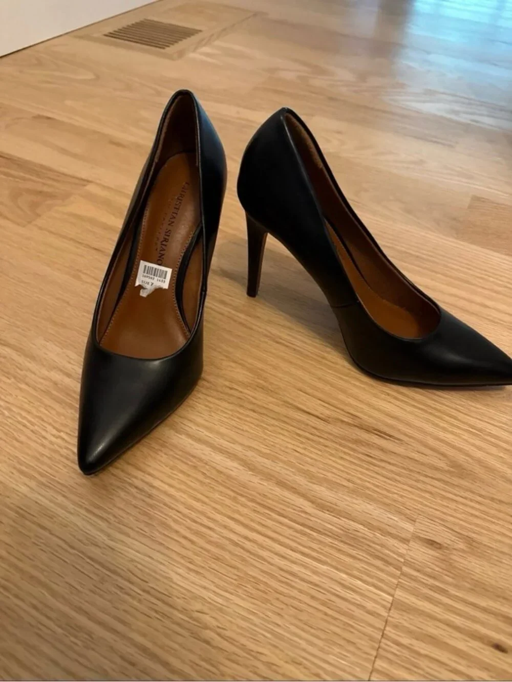 Christian Siriano Black Pointed-Toe Pumps